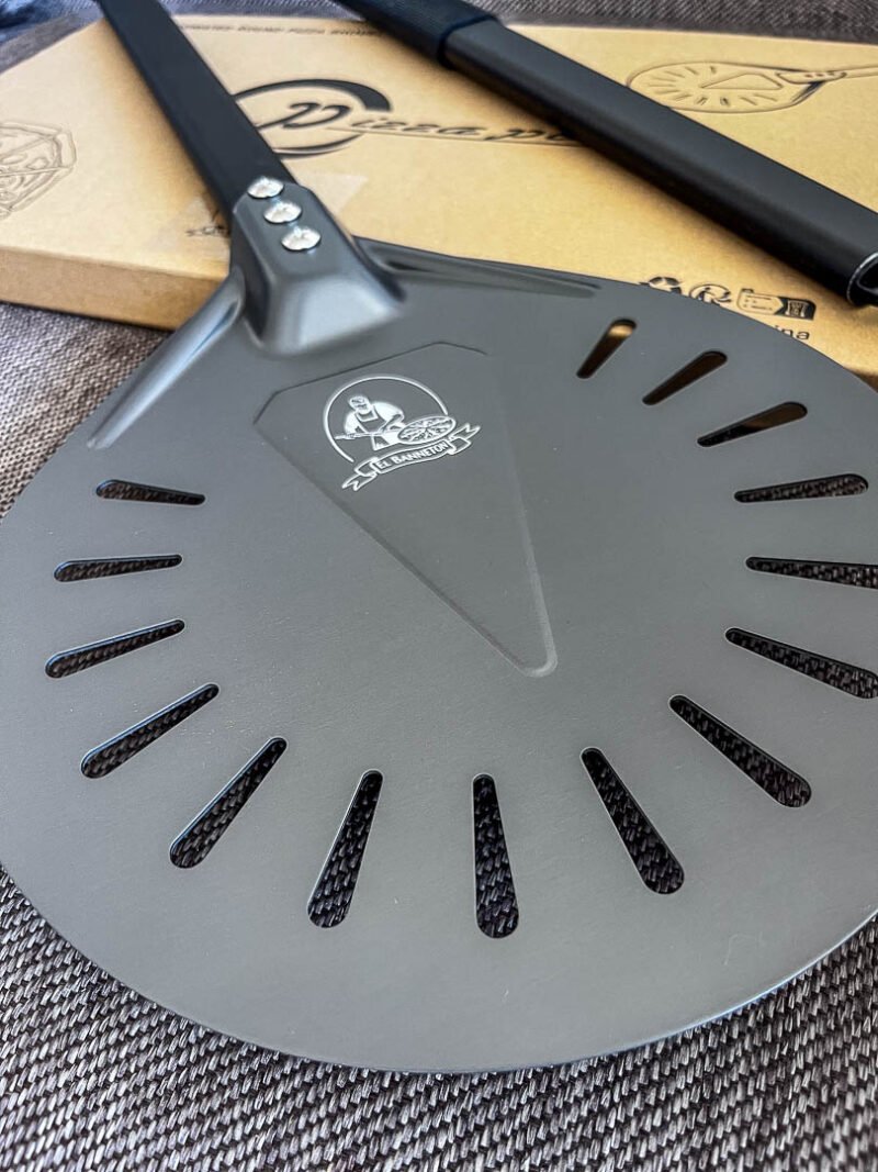 Pala Pizza Circular Aluminio Anodizado 23cm. - Imagen 5